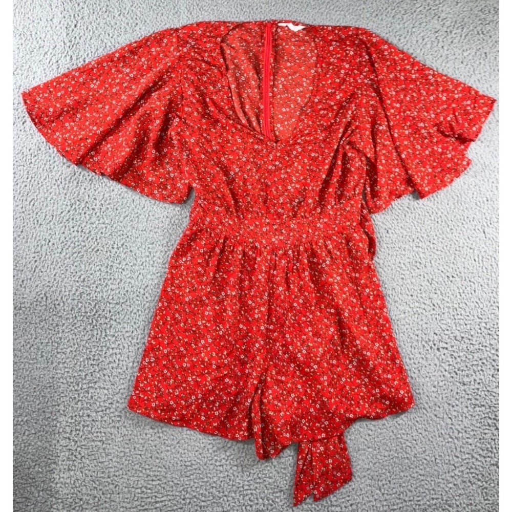 Jack by BB Dakota Romper Women 8 Red‎ Floral Flutter Sleeve V-Neck Mini Short